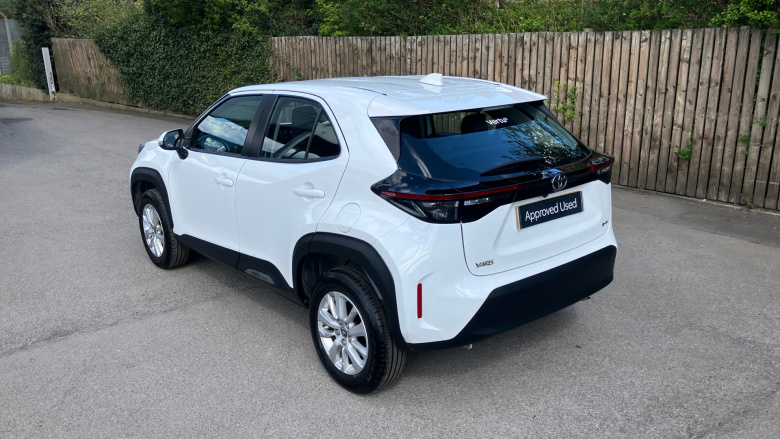 Toyota Yaris Cross 1.5 Hybrid Icon 5dr CVT Hybrid Estate